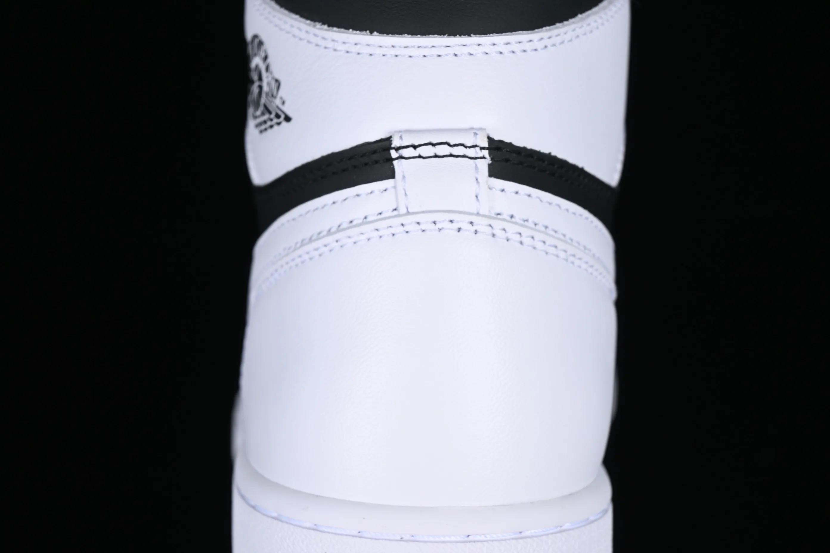All categories Air Jordan Jordan series basketball shoes Air Jordan 1 High Air Jordan 1 High OG "Reverse Panda" AJ1 Joe 1 Panda DZ5485-010